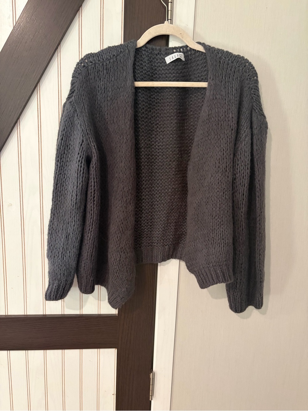 Beautiful Saga Made In Italy Crochet Gray Cardigan Size Medium Oversized